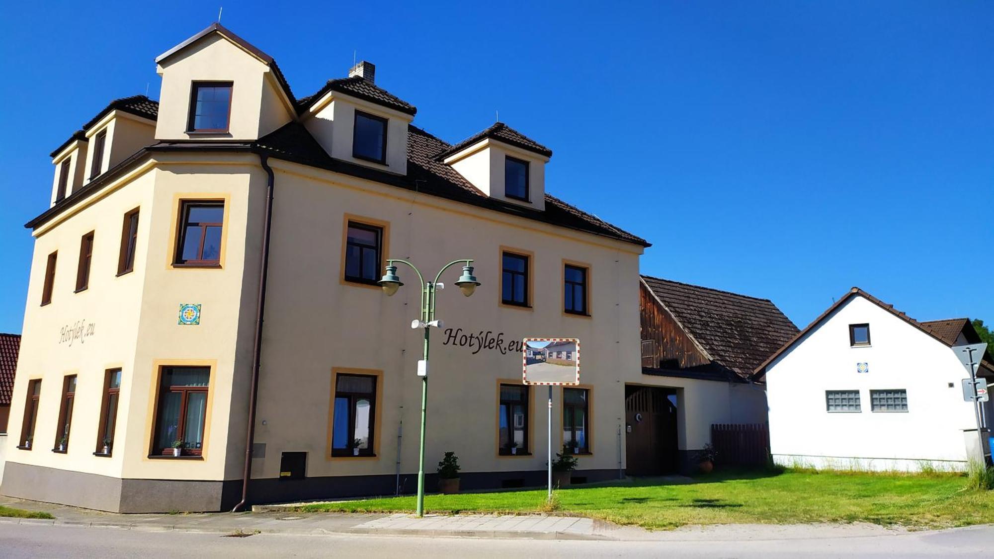 Hotylek.Eu Hotell Chlum u Trebone Exteriör bild